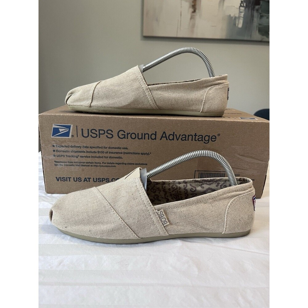 BOBS from Skechers Women's Plush Best Wishes Slip On Flats Natural Beige Size 10